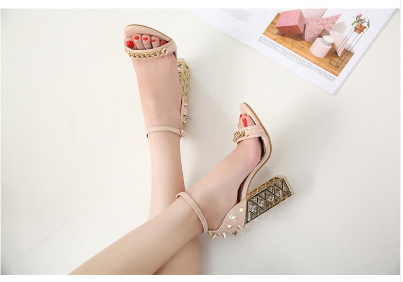 Toe Chain Buckle Style Shoes