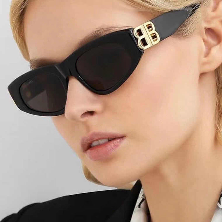 New Women's Trendy Sunglasses