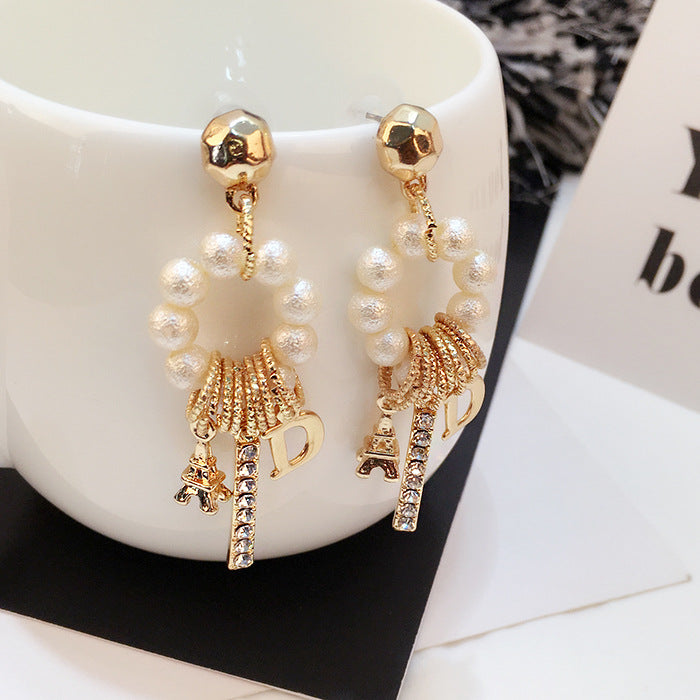 Women's Circular Pearl Earrings