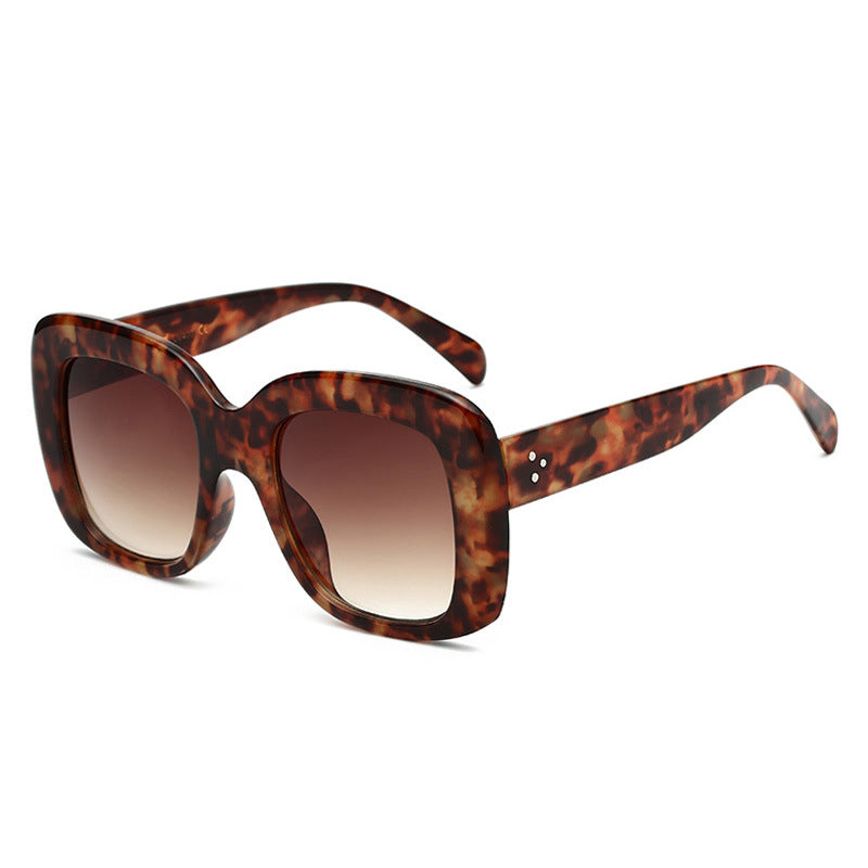 Retro Stylish Square Sunglasses