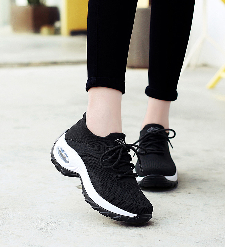 Comfortable Sneakers Sport Shoes